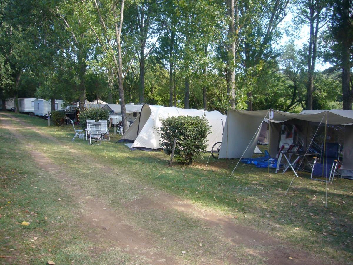 Hotel Camping De Graniers Monoblet Exterior foto